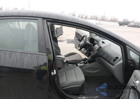 2017 Kia Forte Lx z USA, uszkodzony, nr VIN 3KPFK4A72HE081996